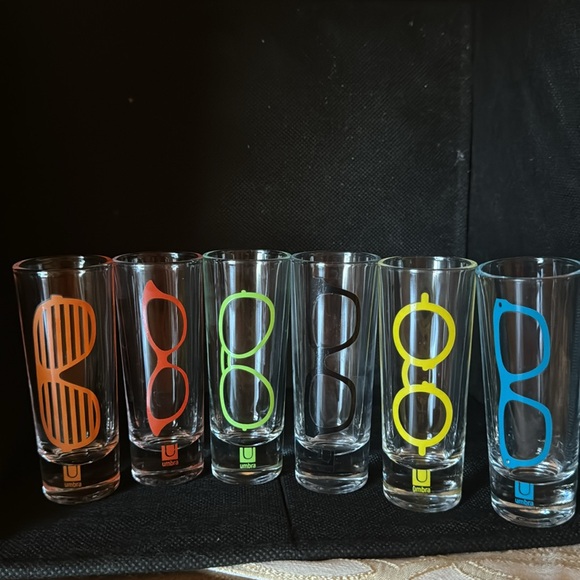 Umbra set of 6 shot glasses multicolor with eyeglasses funny - Picture 2 of 5